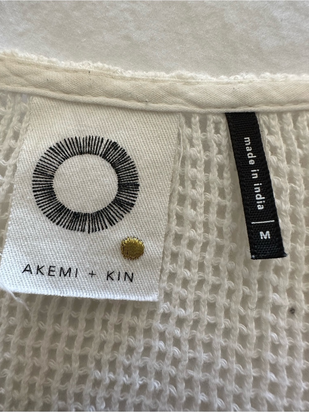 Anthropologie Akemi + Kin Embroidered Crochet Top with Tassel Tie, size medium - Picture 14 of 14